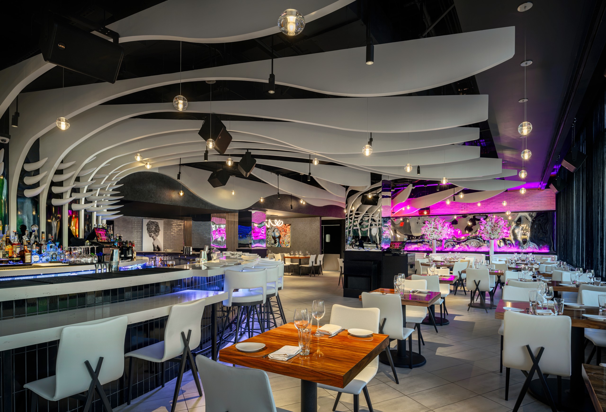 Interior STK DC - Tables & Bar